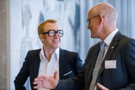 Bildbeispiel: Eventfotograf für TÜV Mobility Kongress in Berlin