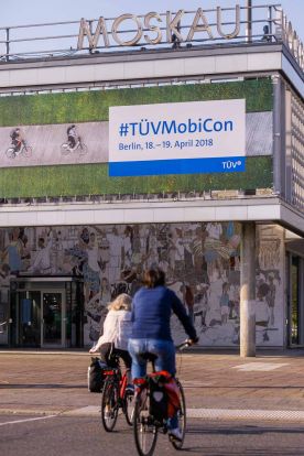 Bildbeispiel: Eventfotograf für TÜV Mobility Kongress in Berlin