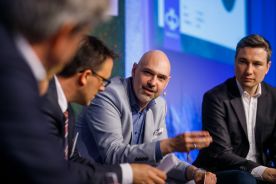 Bildbeispiel: Eventfotograf für TÜV Mobility Kongress in Berlin