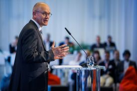 Bildbeispiel: Eventfotograf für TÜV Mobility Kongress in Berlin