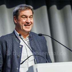 Markus Söder am Podium der Jahrestagung des VdK Sozialverband Bayern