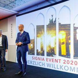 Bildbeispiel: Eventfotograf für SIGNIA B2B Veranstaltung in Berlin