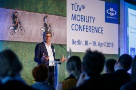 Bildbeispiel: Eventfotograf für TÜV Mobility Kongress in Berlin