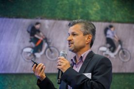 Bildbeispiel: Eventfotograf für TÜV Mobility Kongress in Berlin