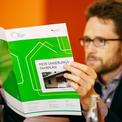 Bildbeispiel: Eventfotograf für Deutsche Energie-Agentur in Berlin