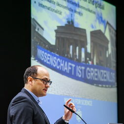 Bildbeispiel: Eventfotograf für Deutsche Energie-Agentur in Berlin